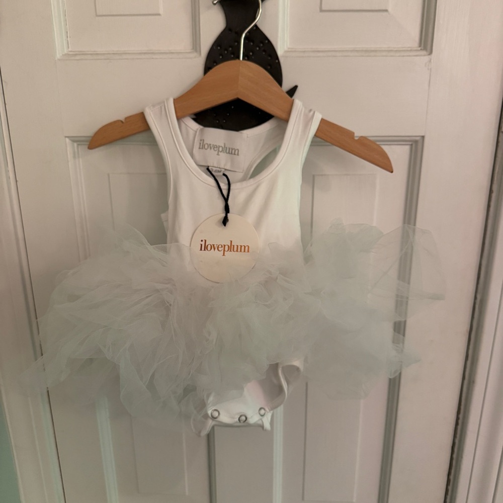 White Tutu ILOVEPLUM